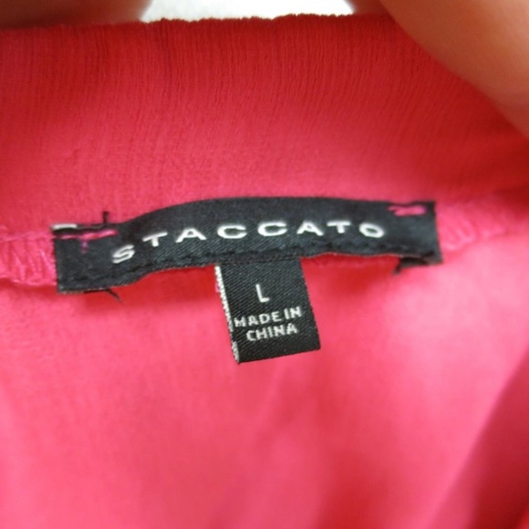 Adorable Staccato Pink Off Shoulder Top Size Large - Picture 3 of 3